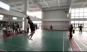 灰熊10人轮换全部有得分进账！埃迪半场7分7篮板3助攻