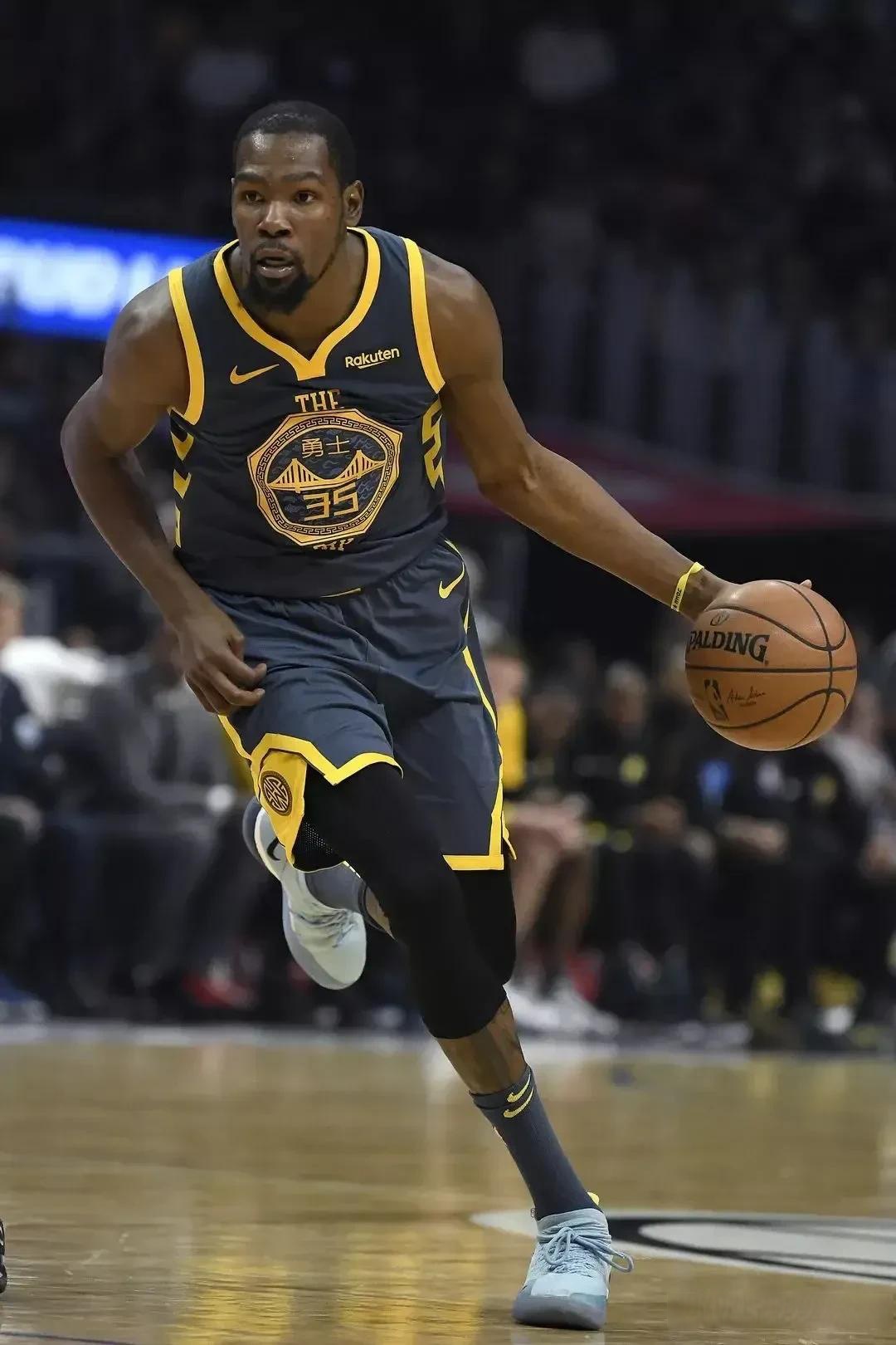 深陷降级危 深陷降级危